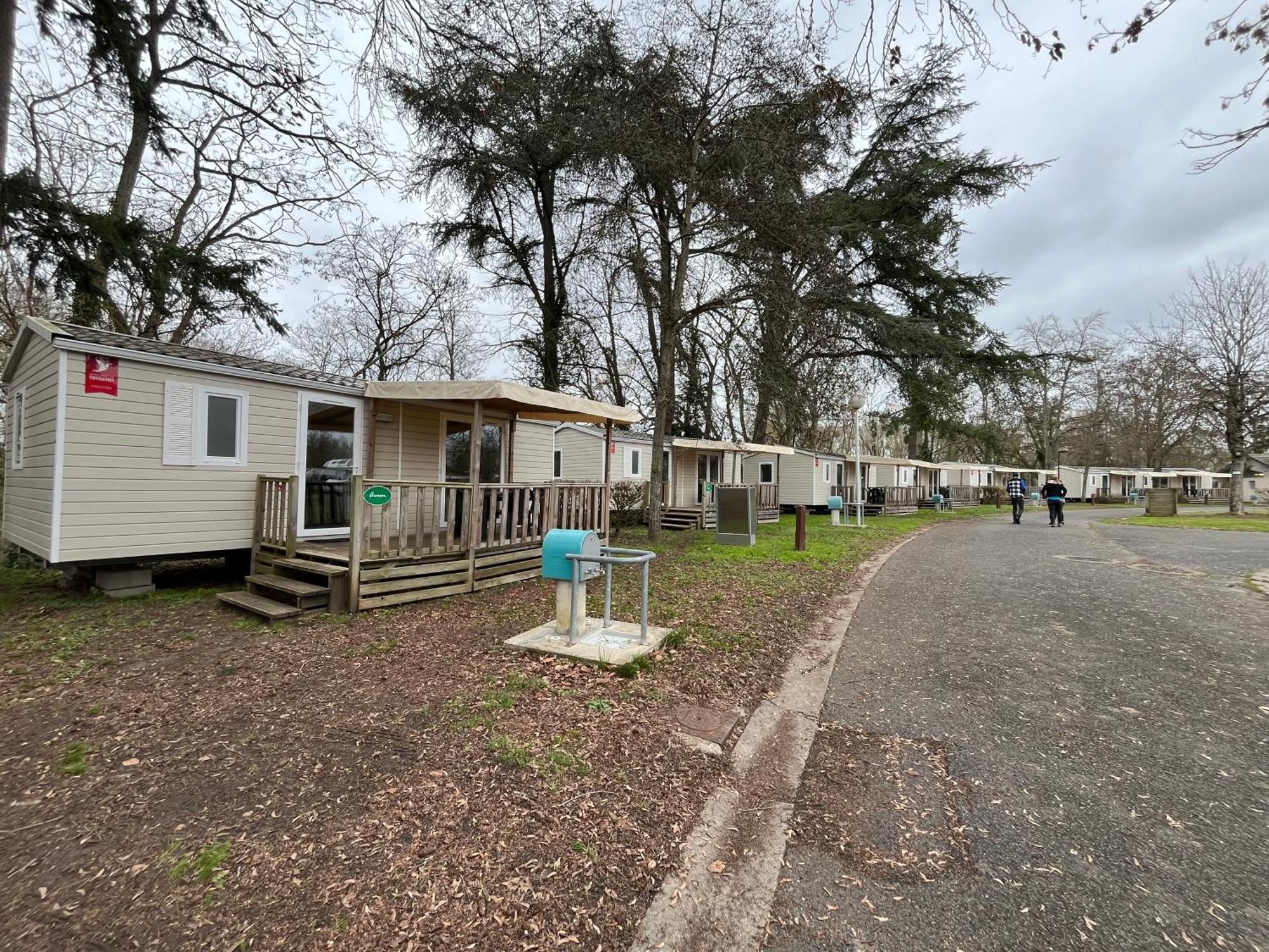 Camping De Бурж Экстерьер фото